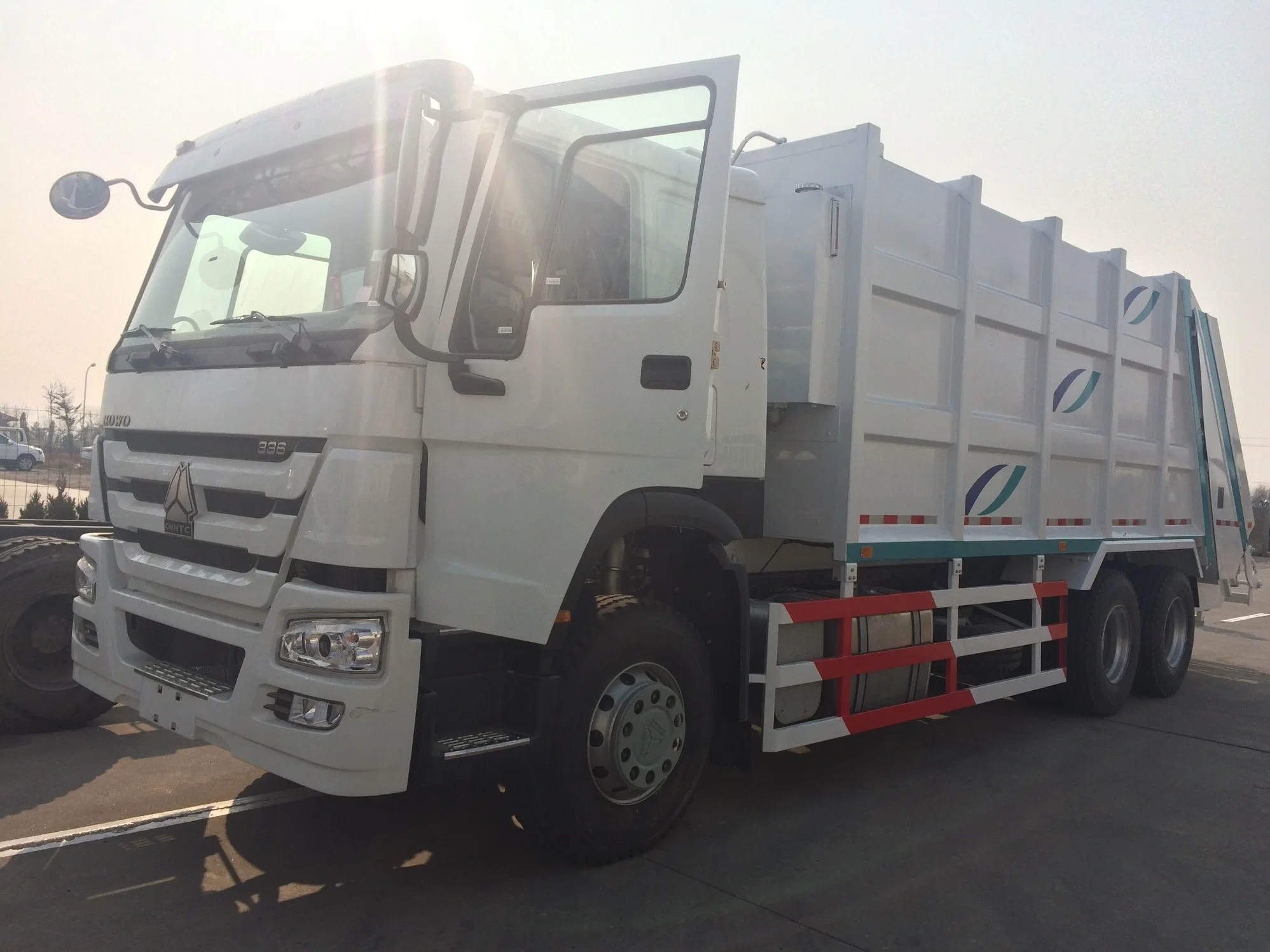 Best Price for Sinotruk HOWO Refuse Truck