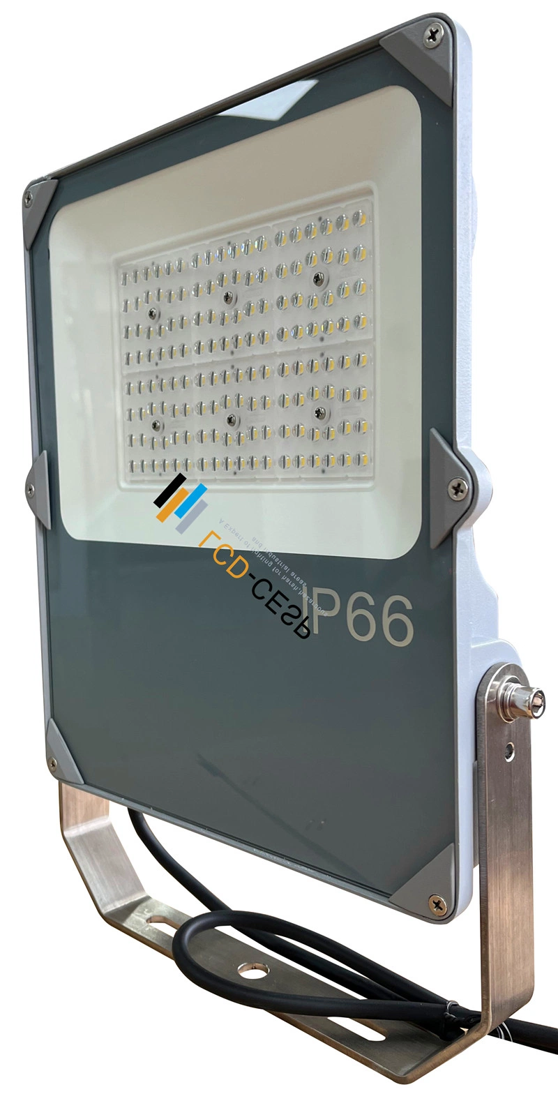 Nouveau projecteur à LED de plein air de 200W ÉTAPE PAR LES RACCORDS 30000lm de lumière des projecteurs étanche IP66 RGBW 4en1 du stade de l'éclairage des feux de travail