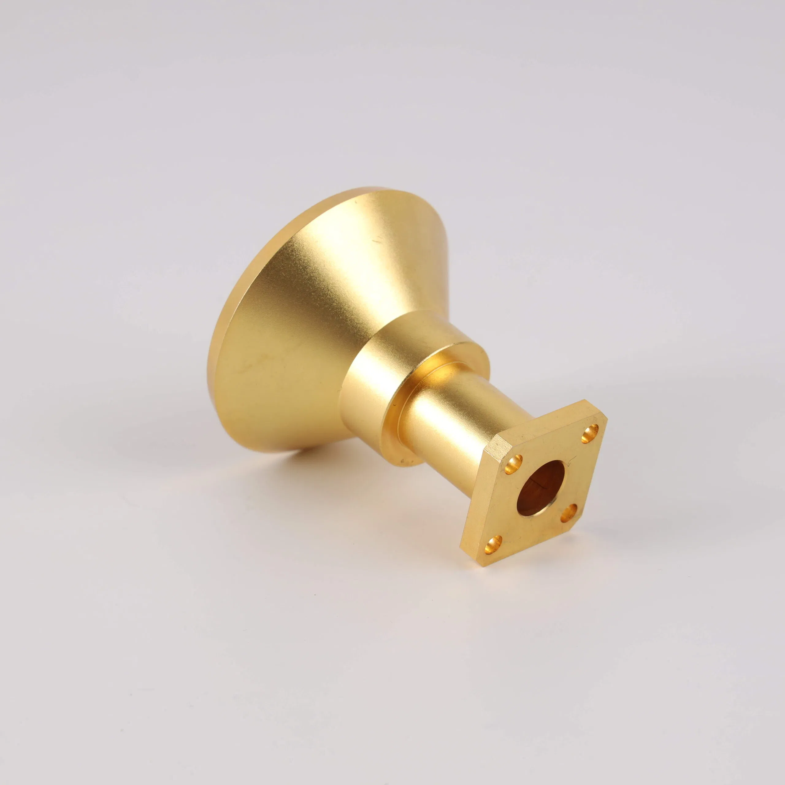 High Precision CNC تشغيل خدمات التشغيل الآلي قطع نحاس Brass OEM مكونات تدوير CNC