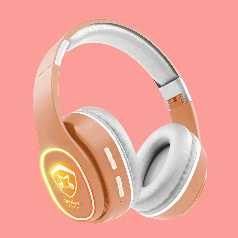 Privada Nueva fábrica de luz LED de color de la llegada de siete plegable auriculares Bluetooth estéreo con FM y tarjeta TF reproducir MP3 a través de la oreja los auriculares inalámbricos de reducción de ruido