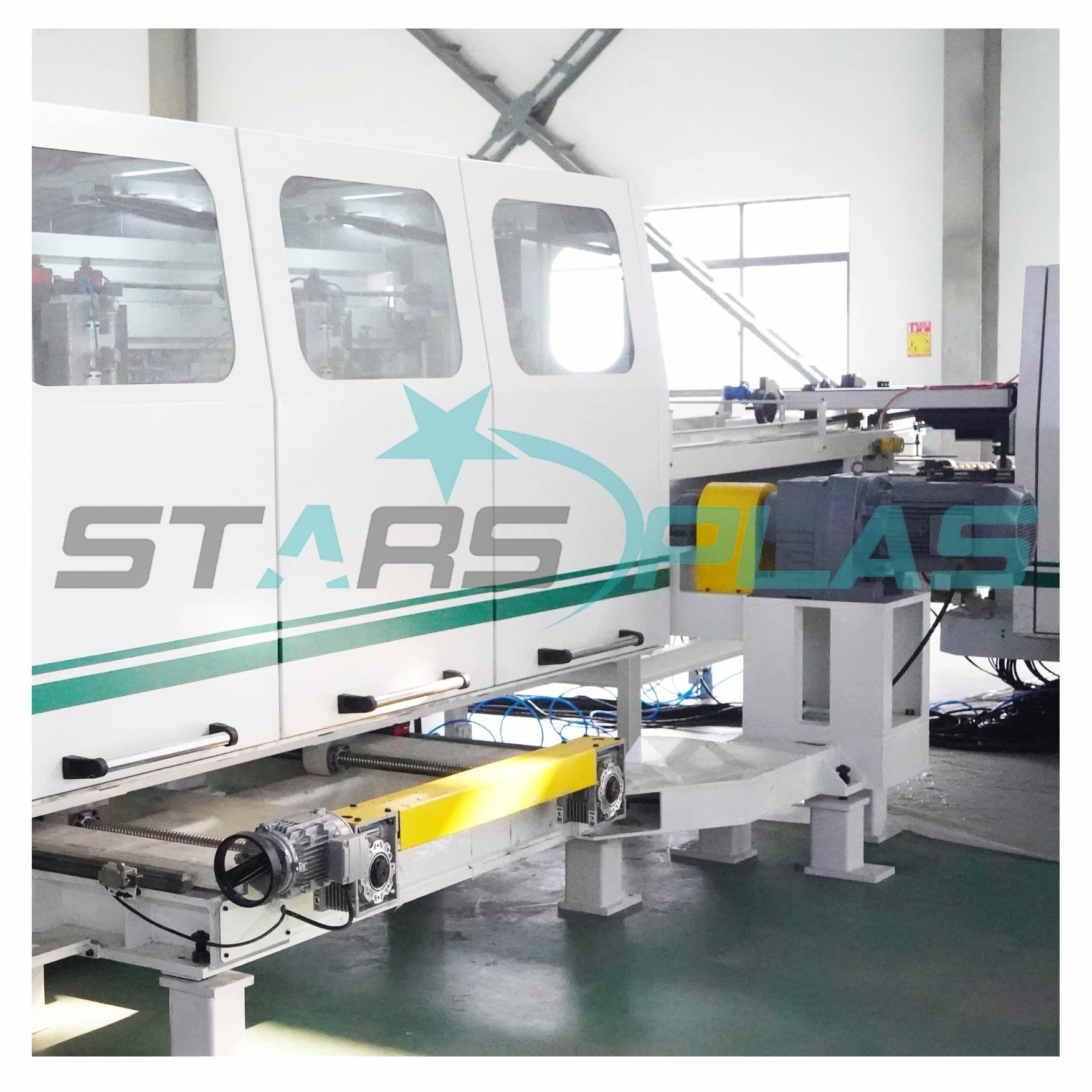 Starsplas Sp6+6 Spc WPC de perfiles de control eléctrico y sistema de descarga de automatización de la máquina de corte para la producción de suelos SPC