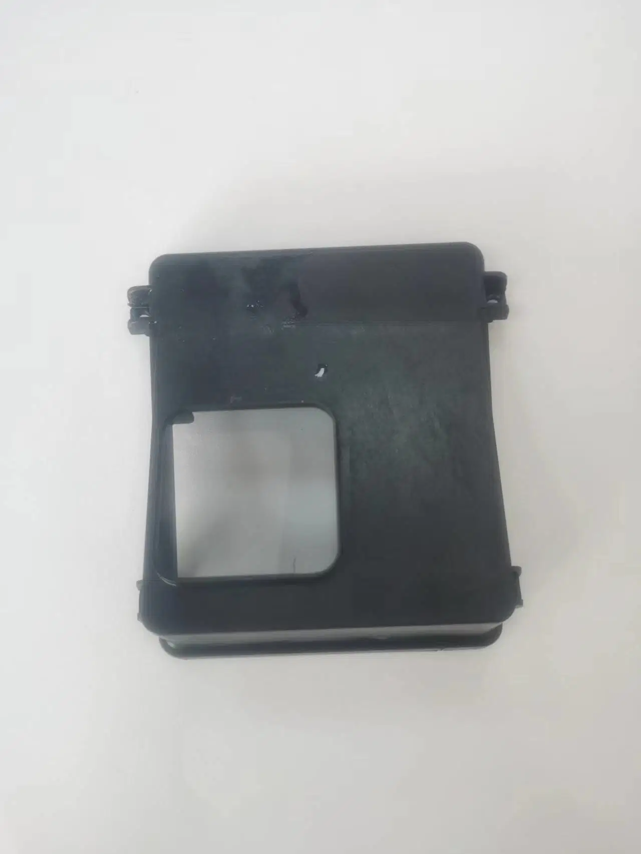 Molde plástico para conector de monitor de ordenador