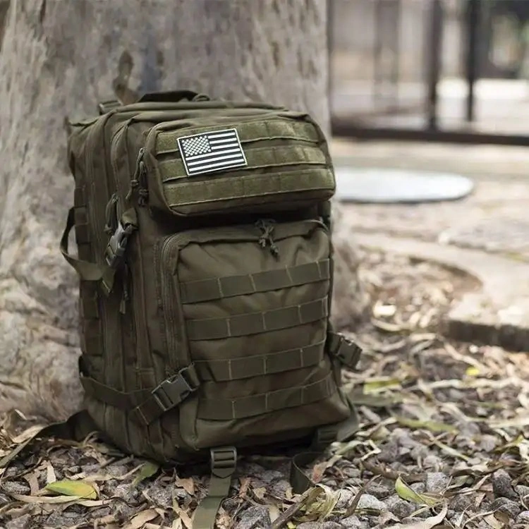 Treino de treino de Camouflage Sports impermeável ao ar livre de alta capacidade sacos para caminhada tácticos Mochilas