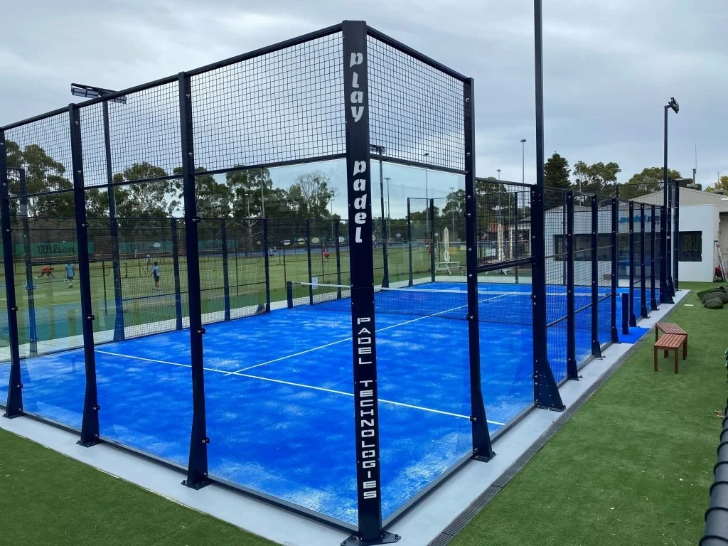 Guangzhou Manufacturer CE Outdoor Sports Court Panoramic Padel Tennis Court