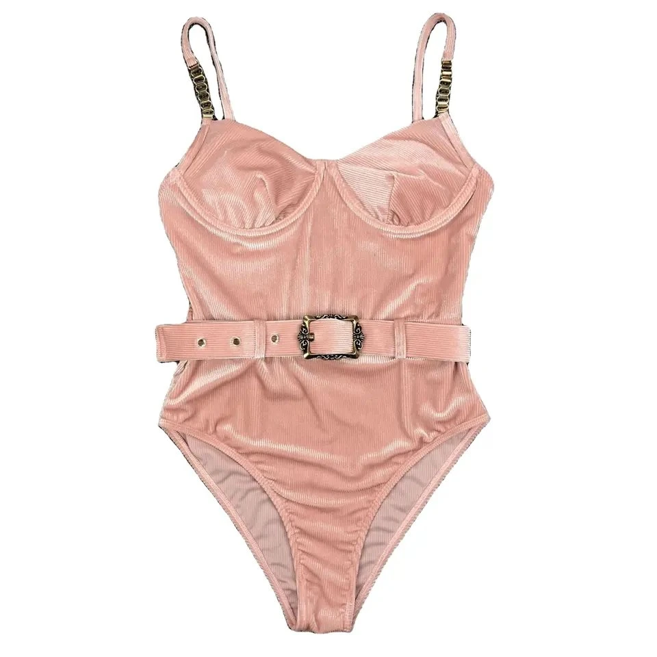 Atacado Frente Bordado Decote Profundo Sem Costas Ruffled Sexy Biquíni Slim Elogio Figura One-Piece Roupa de Banho para Praia de Areia SPA Beachwear