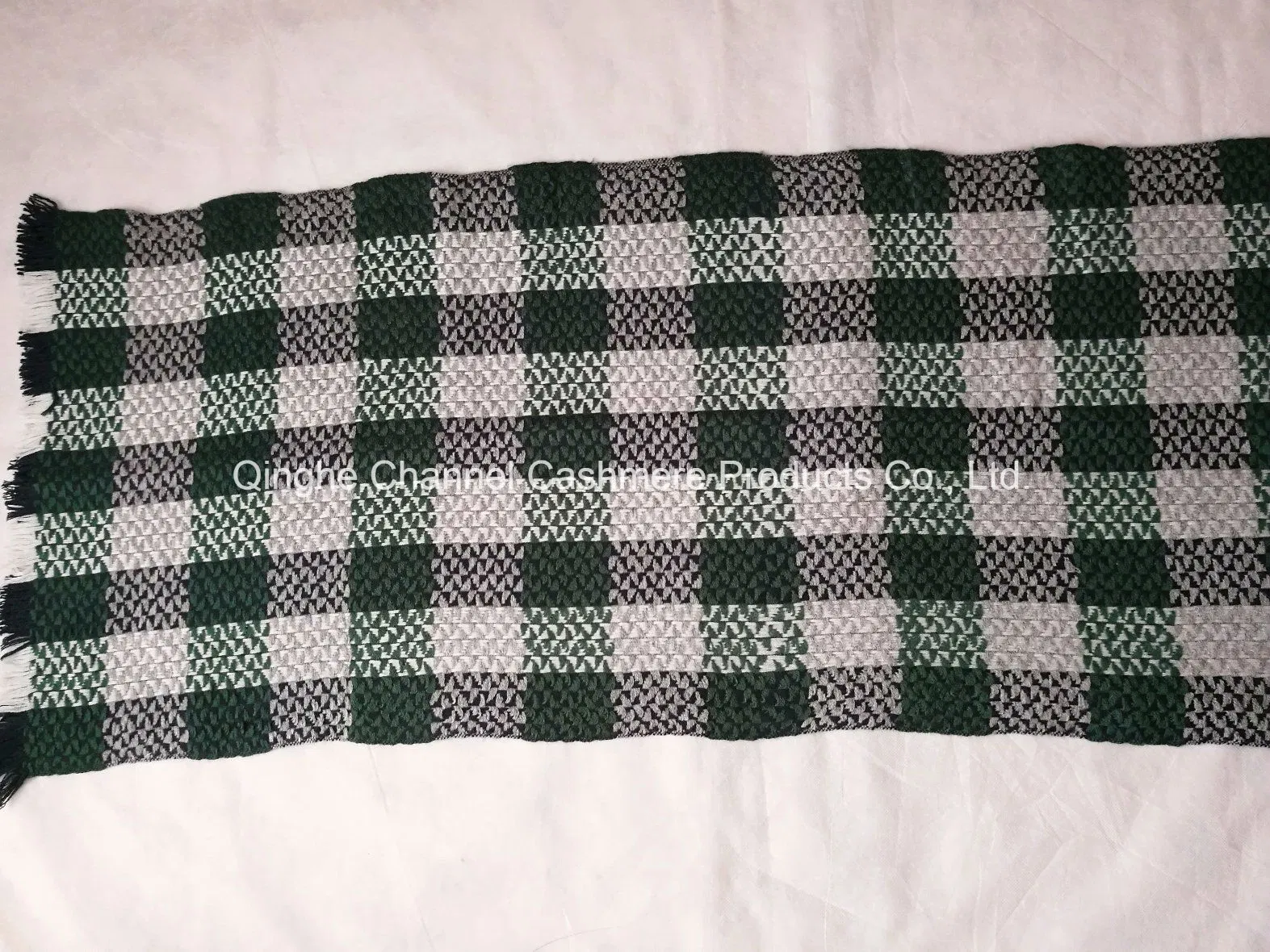 Cashmere 50% Wool 50% Diamond Jacquard Plaid Shawl