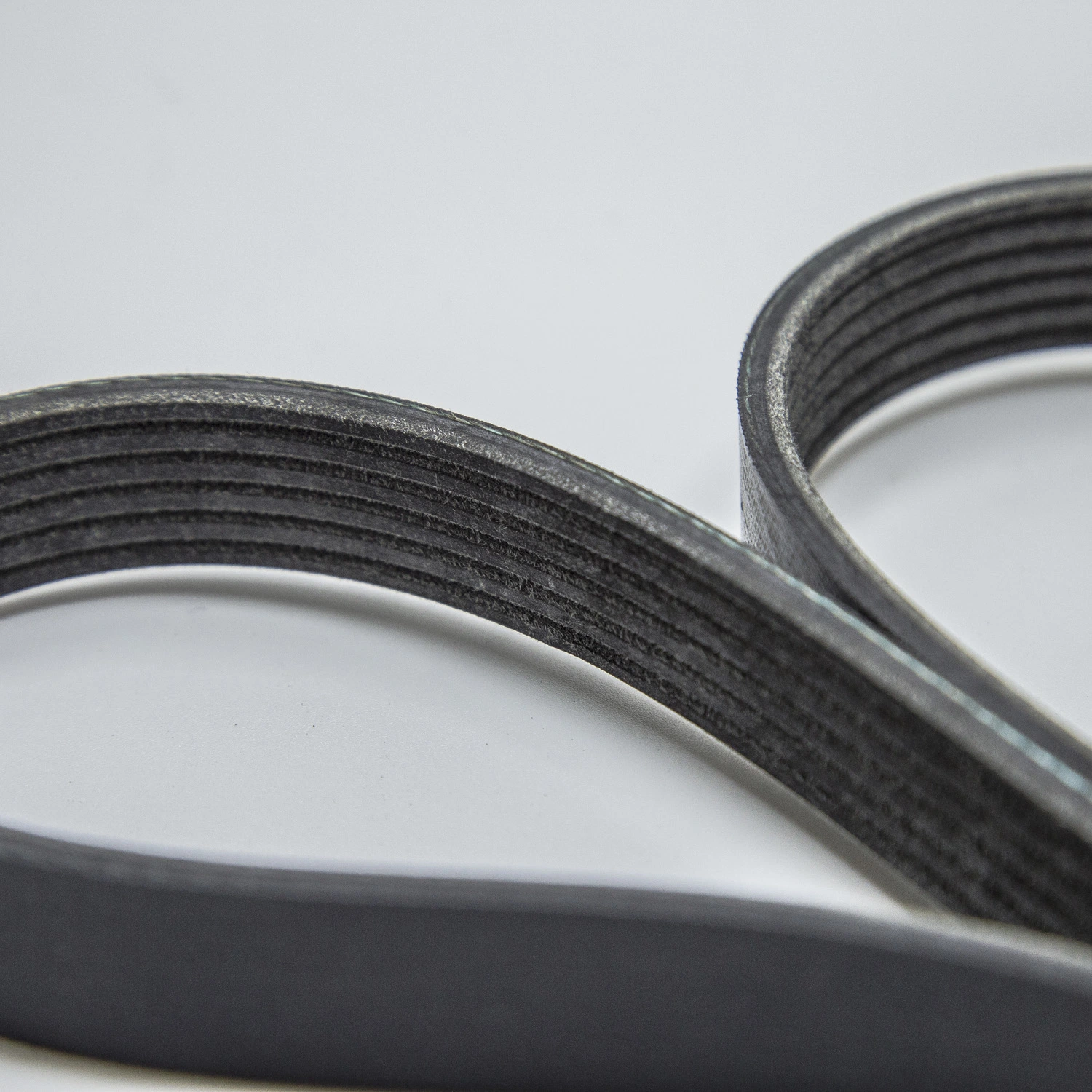 Factory Double Sided EPDM Pk Belt for Electric Car Rubber Belt 8pk1005