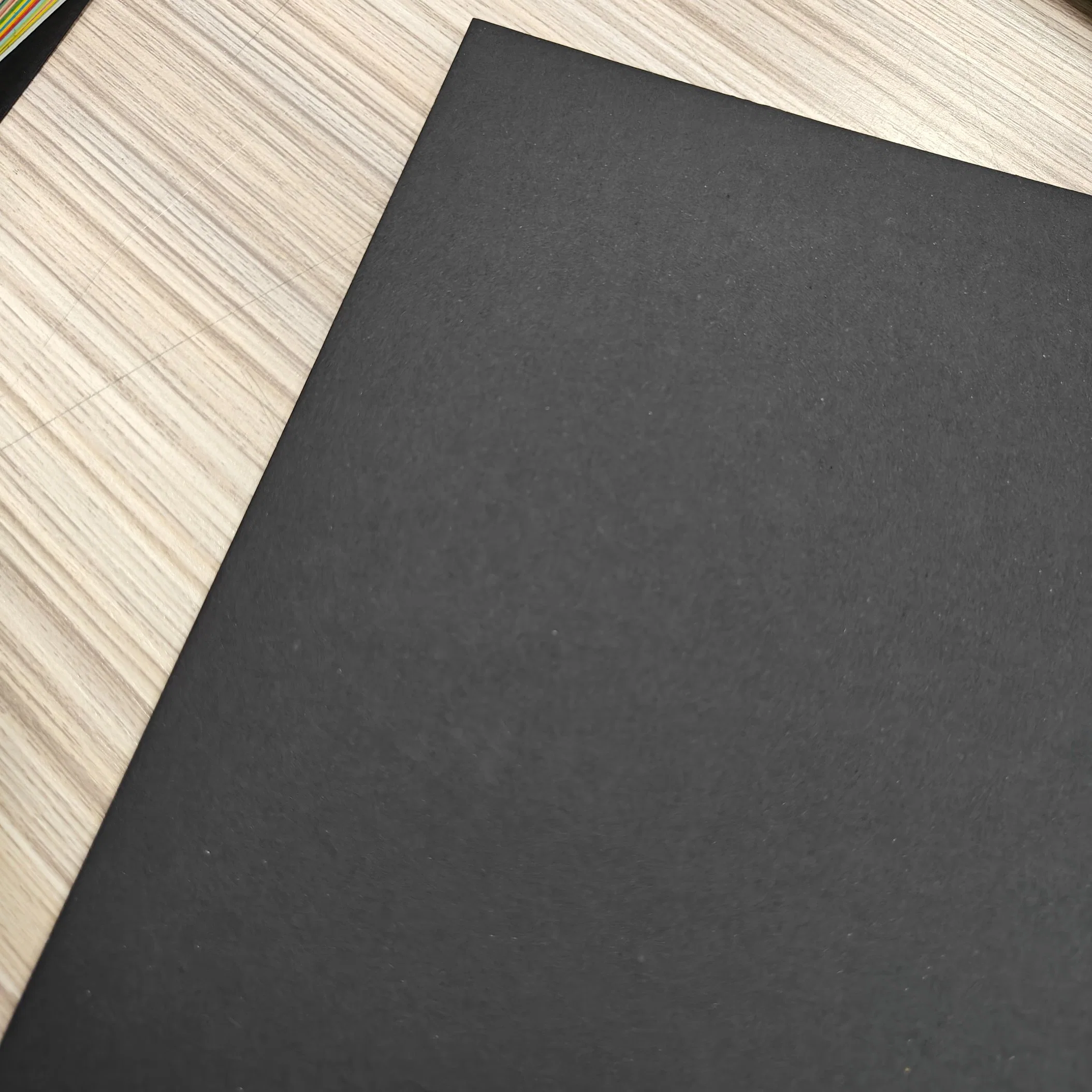 Recycled Offset 180GSM Uncoated Black Paper 120GSM Stationary Black Packing Paper