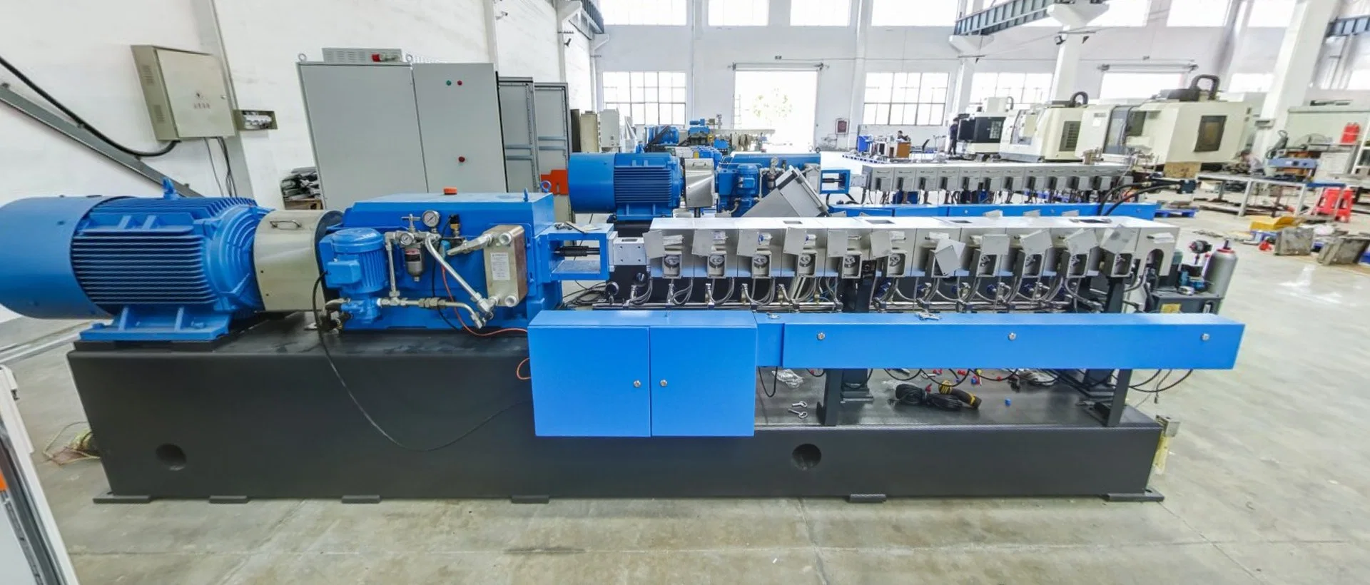 Double Screw Plastic Compounding Pelletizing Line for Filling Modification