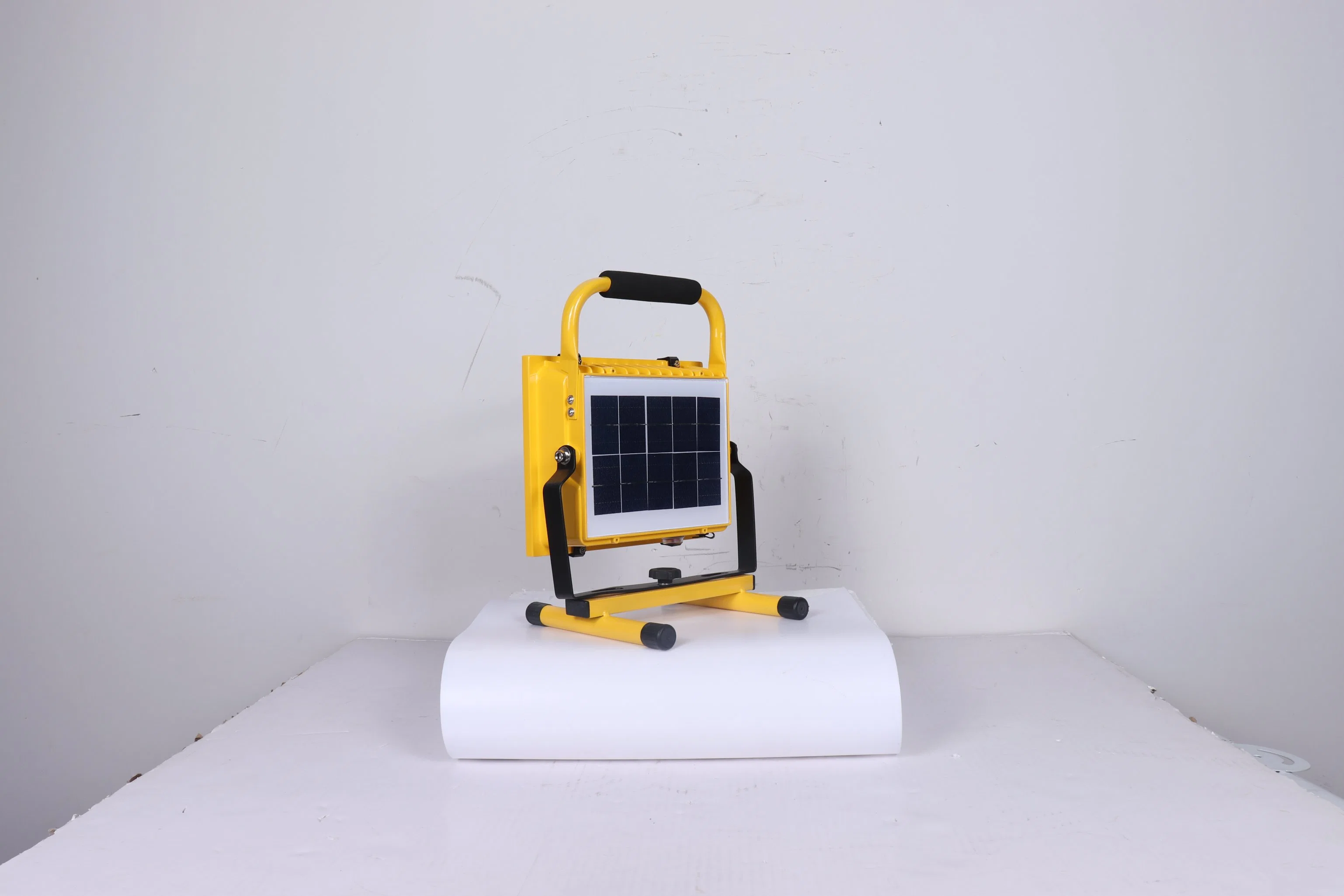 100W 200W recargable portátil Farol Solar