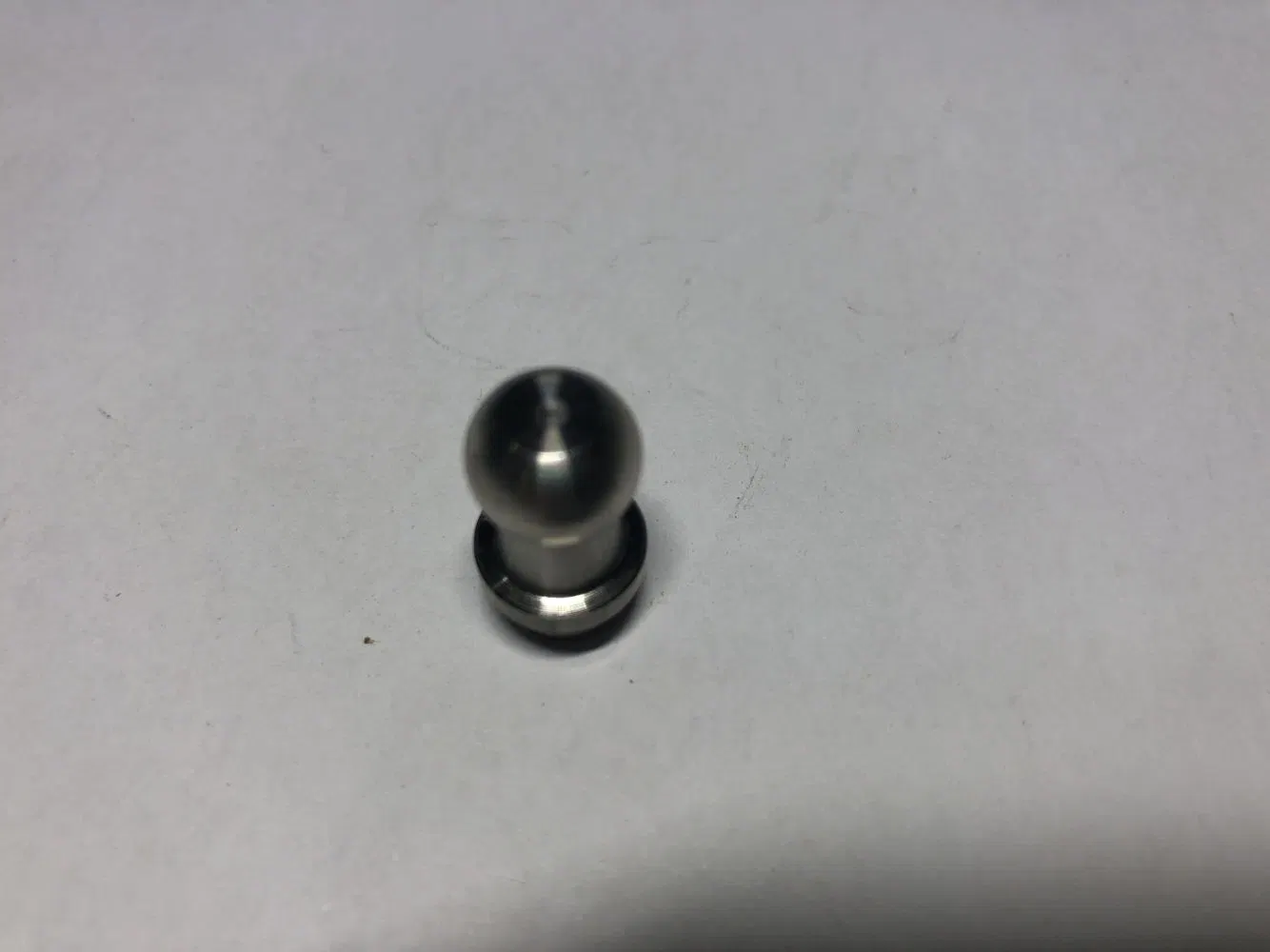 Tornillo prisionero de bola de metal de alta precisión personalizado OEM con superficie diferente Finalizar