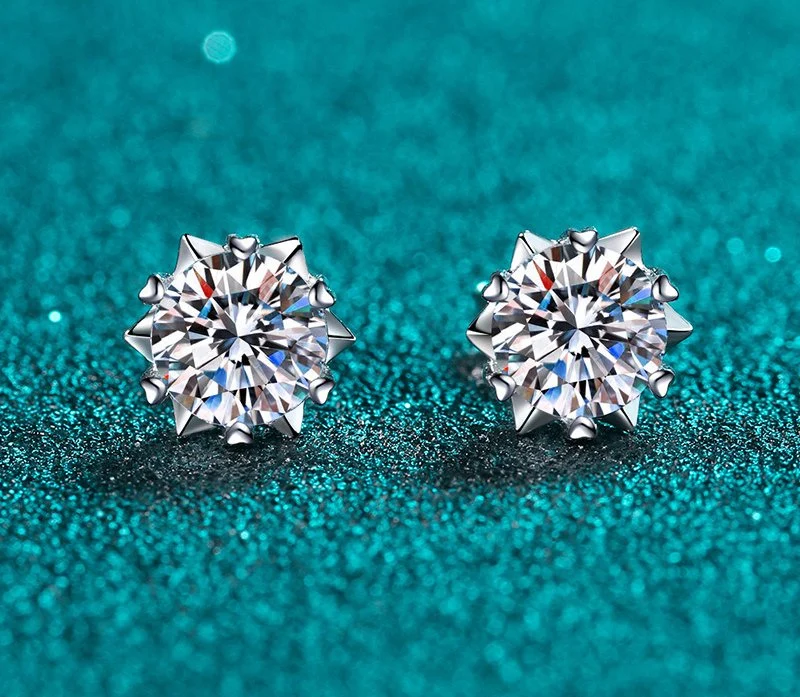 S925 Sterling Silver imitación femenina Diamante copo de nieve corazón seis garras Mosan Drill Stud Pendientes Joyería