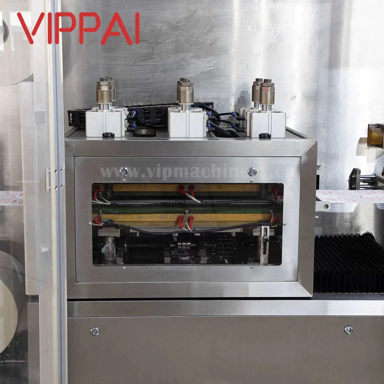 2022 New Vippai Multiple Use 4 Side Seal Packaging Machine for Eye Patch Medical Dressing