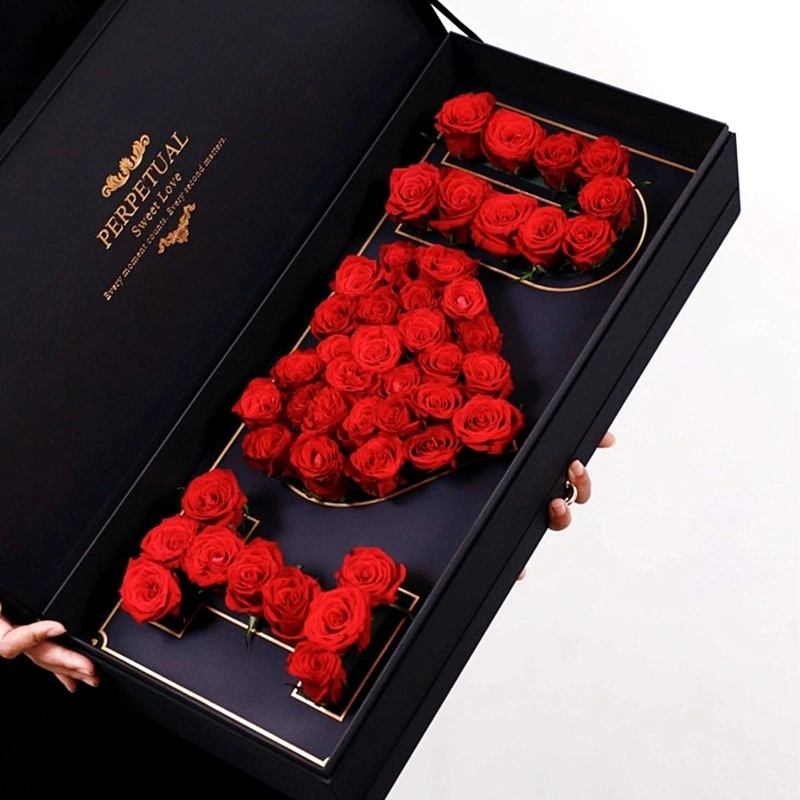 Venda por grosso de Luxo Exclusivo Roses os corações de embalagens de papelão de flores na Caixa de papel com o logotipo personalizado Imprimir Caixa de Oferta para notas florais