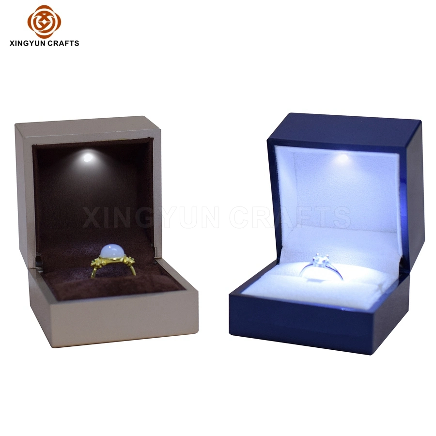 Luxury Wooden Craft Gift Jewelry Box Small Diamond Ring Packaging Box with LED Light Top Quality Pack Box
