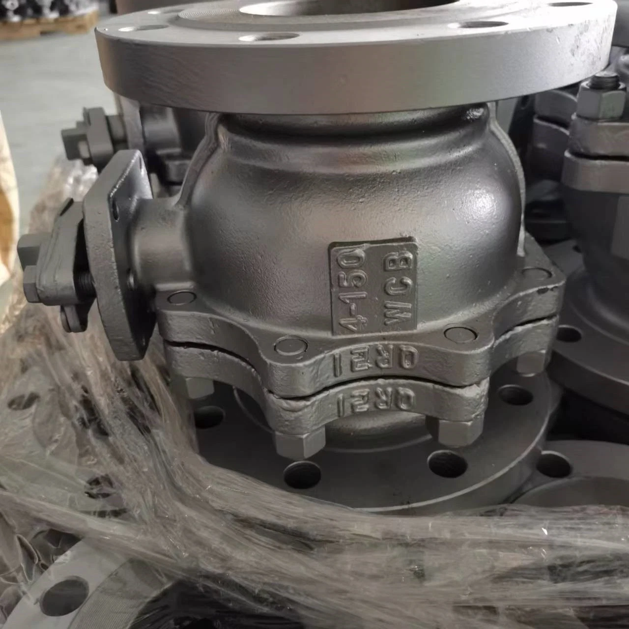 API 6D F304 DN25 RF 2-PC Side Entry Floating Ball Valve