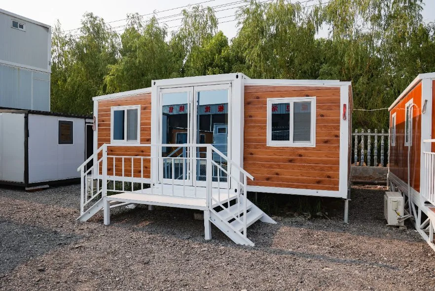 Low Cost Drawing Small Living Portable Sandwich Panel Prefabricated Prefab Light Steel Structure Frame Building Villa Modular Movable Mobile Container House