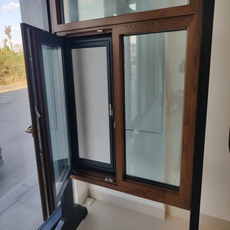 Vidrio templado doble cuarto de baño de seguridad de la casa de interiores Persianas de aluminio con persianas de ventana de obturador de Windows