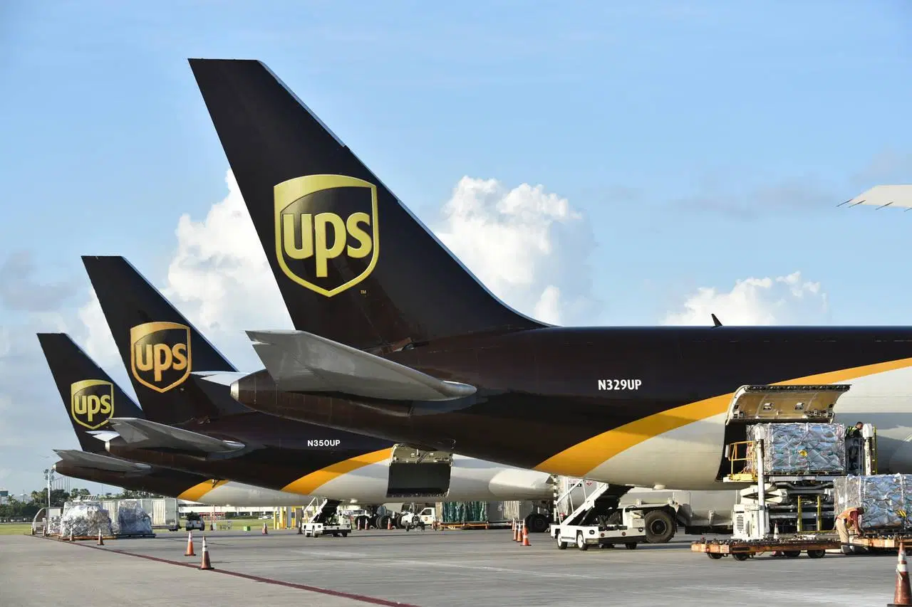 UPS Red Order Mexico Direct Shipping Package Tax