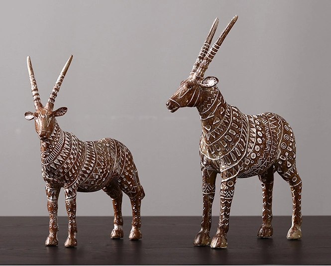 Modern Concise Style African Savannah Antelope Statue TV Decoration