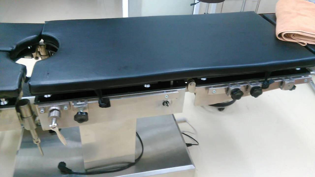 Ltst01 Medical Equipment Multifunctional Orthopedic Electrical Operation Table