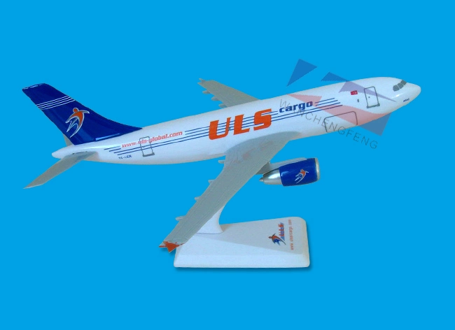 Airbus A310 ABS a escala 1: 200 el modelo de avión