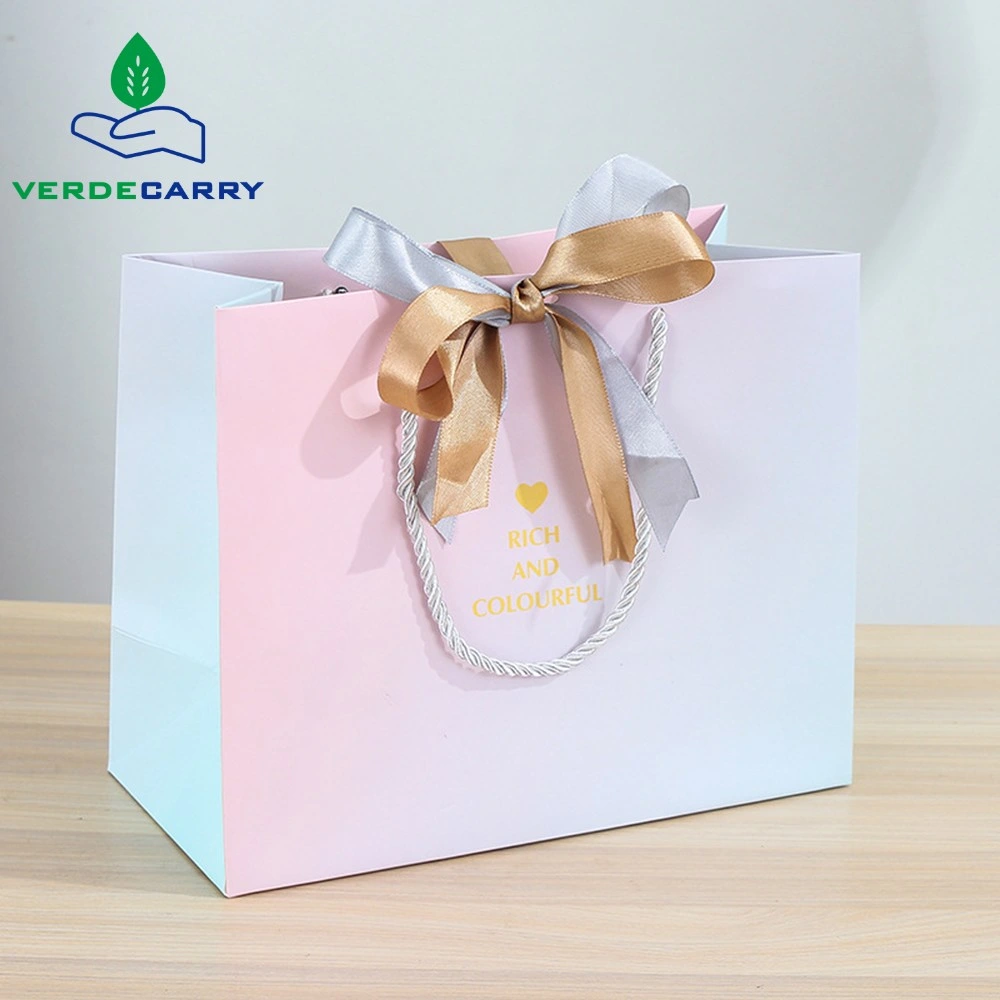 Wholesale/Supplier Custom Design Garments Gift Packing Bags Shopping Gift Packing Bag Logo Printed Cheap Paper Offset Printing Recyclable