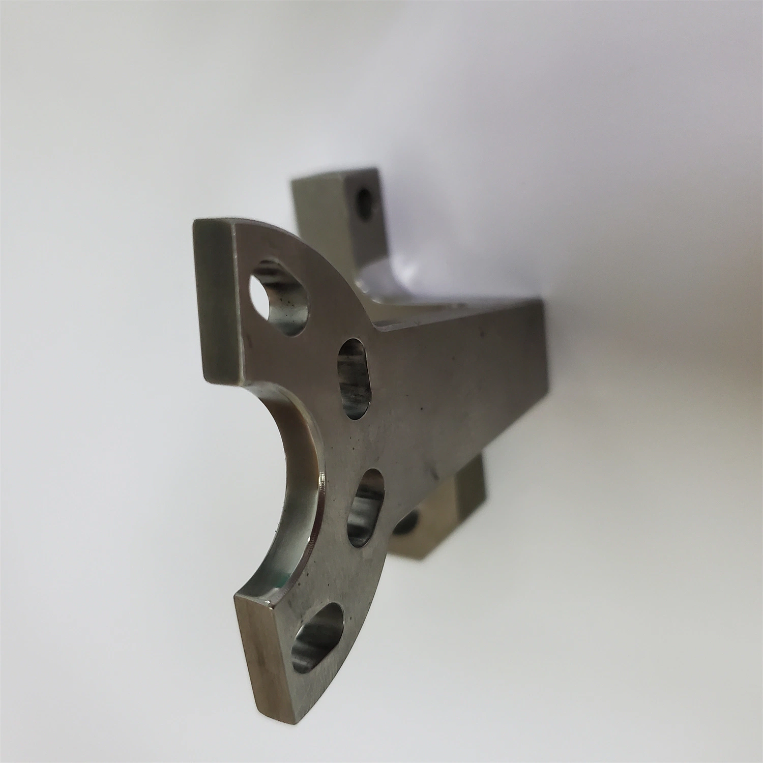 Alloy Tool Steel SKD 61 Mounting Block Custom Machining Machinery Parts