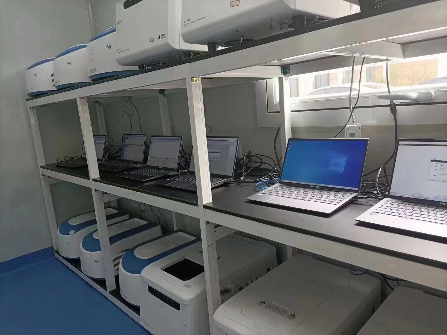 PCR móvil integrada la vivienda laboratorio de prueba de PCR