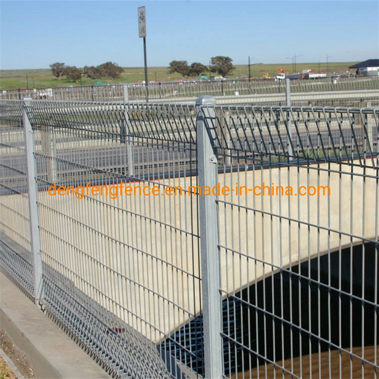 China Anping Wholesale/Supplier Powder Coated and Hot Dipped Galvanized Welded Wire Mesh Roll Top Brc Fencing Panels