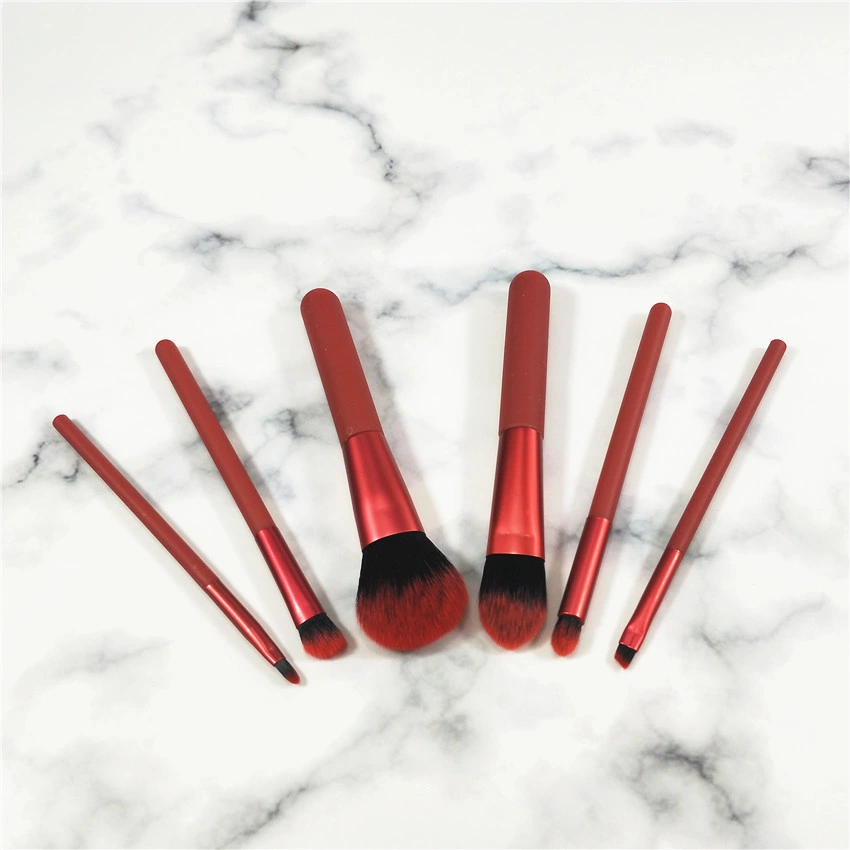 Brosse de maquillage de haute qualité Beauty Tools La poignée en plastique 6PCS Logo personnalisé ensemble de la brosse de maquillage rouge de translation