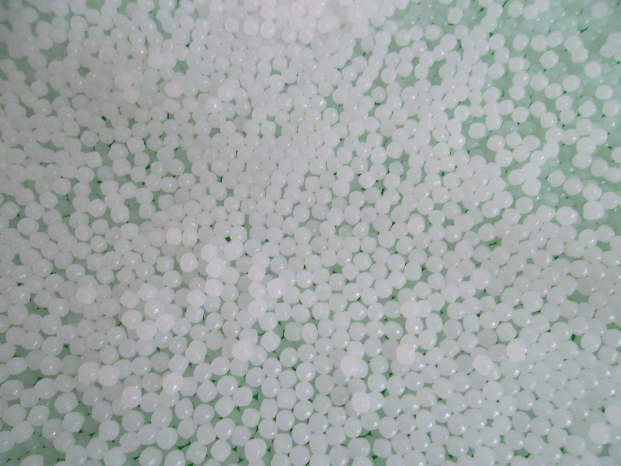 Résine plastique HDPE Polyéthylène Haute Densité de granules vierge