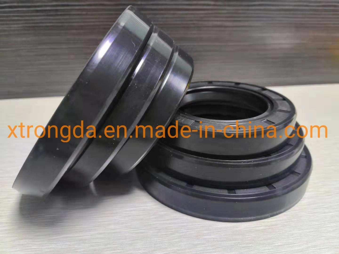 HTC Tcy Tc/Tb/Ta/Oil Seal Skeleton Rubber Oil Seal with NBR FKM Thread Automotive Part