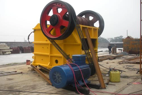 High Efficency Gypsum Rock Crusher (200T/D)