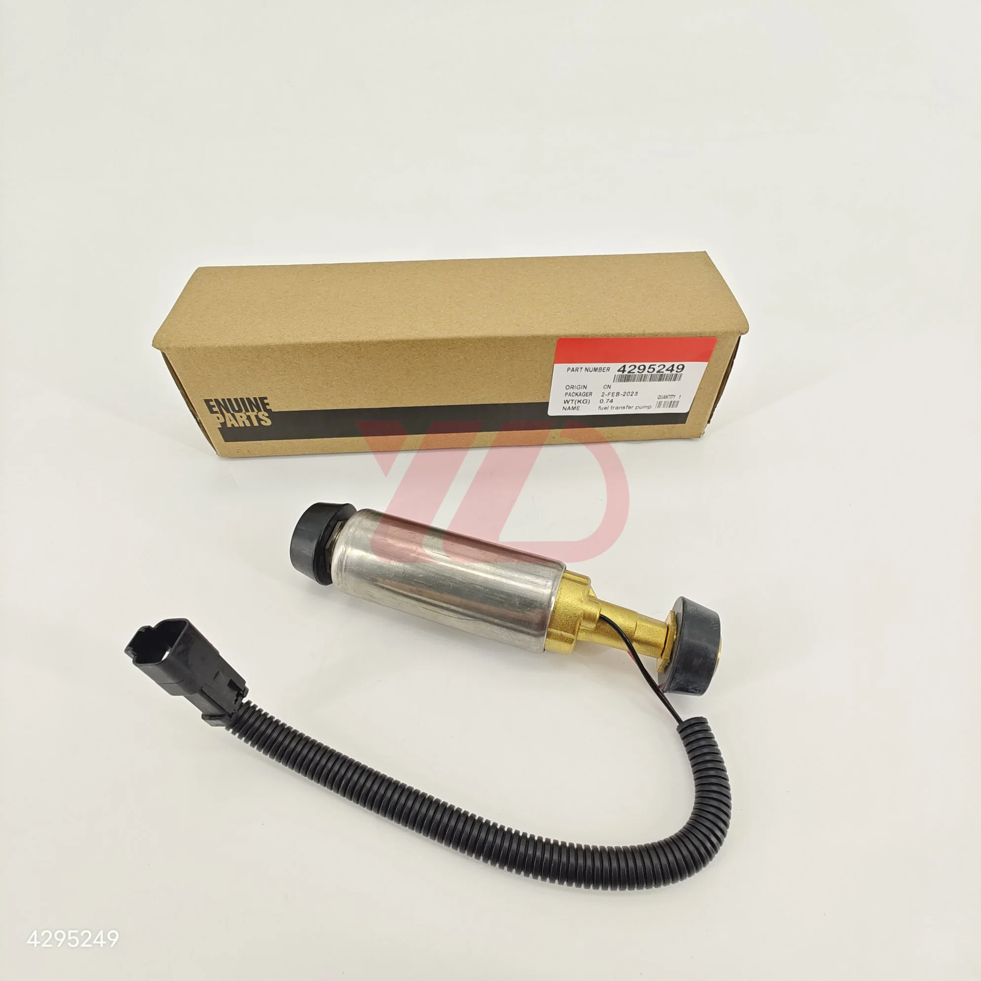 Competitive Price Qst30 Fuel Feed Pump 4975617 4067830 4295249 Fuel Transfer Pump for Cummins Qst30