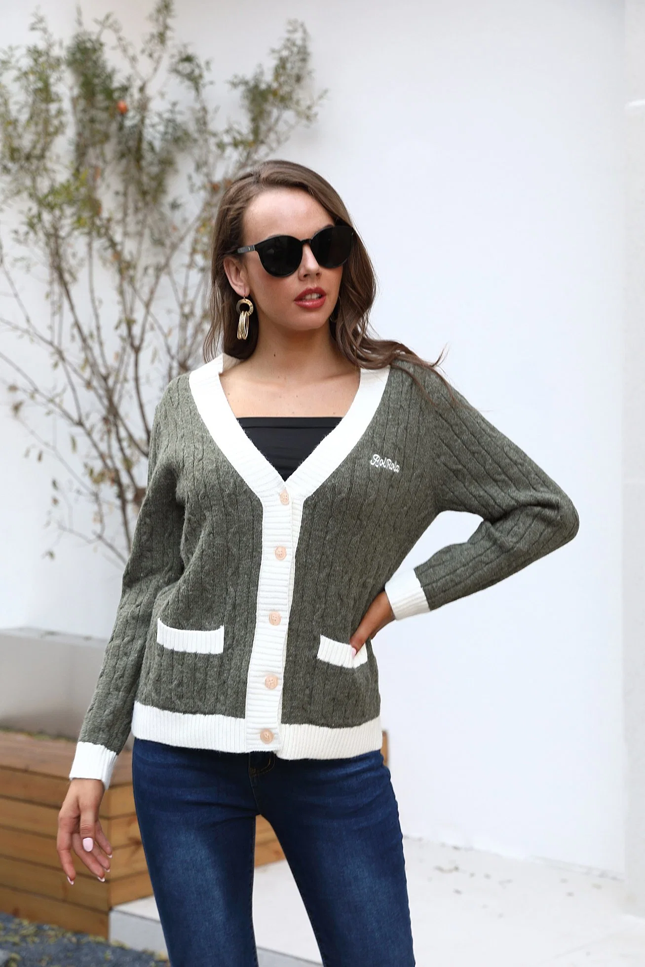 Damen Pullover V-Ausschnitt Lässig Strickjacke Pullover Mäntel Bekleidung Stock