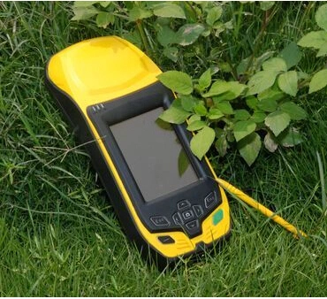 مستقبل GPS GNSS محمول باليد مع شاشة توه للمسح عبر RTK GPS لاسلكي عالي الدقة في الوقت الحقيقي