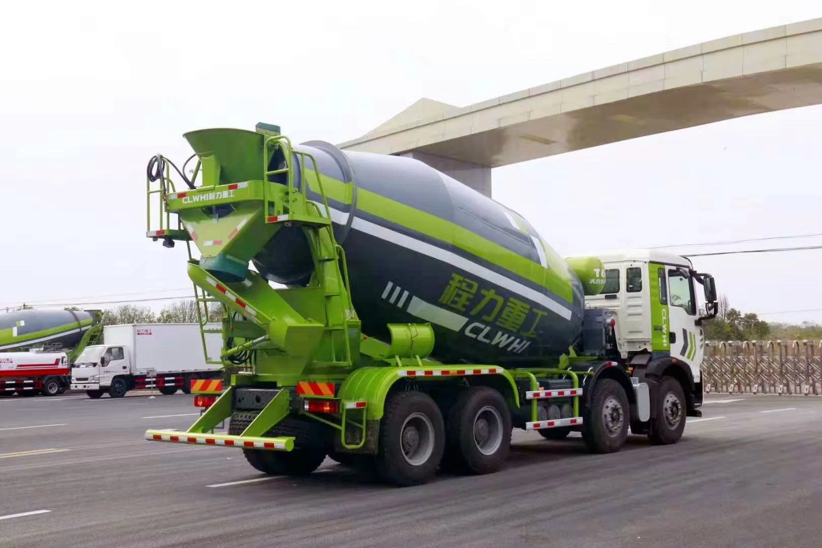 HOWO 8X4 20cbm Heavy Duty Construction Cement Transit Concrete Mixer Truckmixing Station Vehicle Truck Concrete Sinotruk Mxier Truck