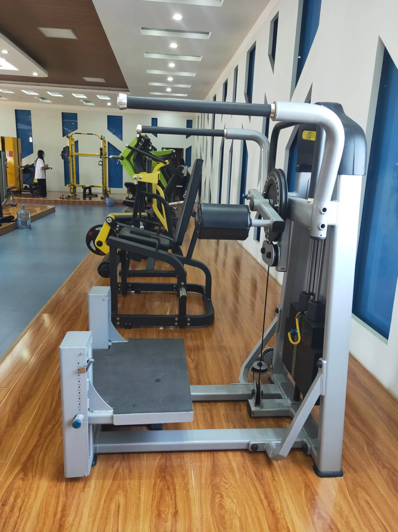 Fábrica de Dezhou Gym Fitness Multi-Hip equipamiento para uso comercial (AXD-5011A/B)