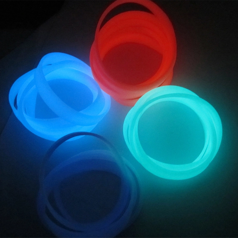 2015 Eco-Friendly Silicone Wristbands Glow in Dark Slicone Bracelet