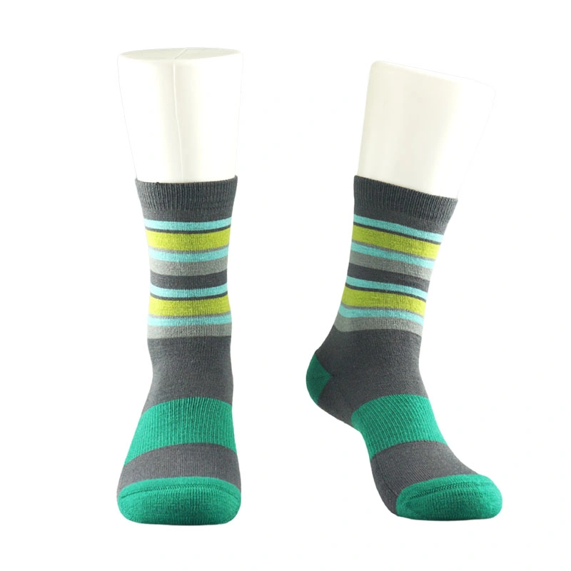 High Performance Colorful Stripes Dress Socks for Men 191049sk