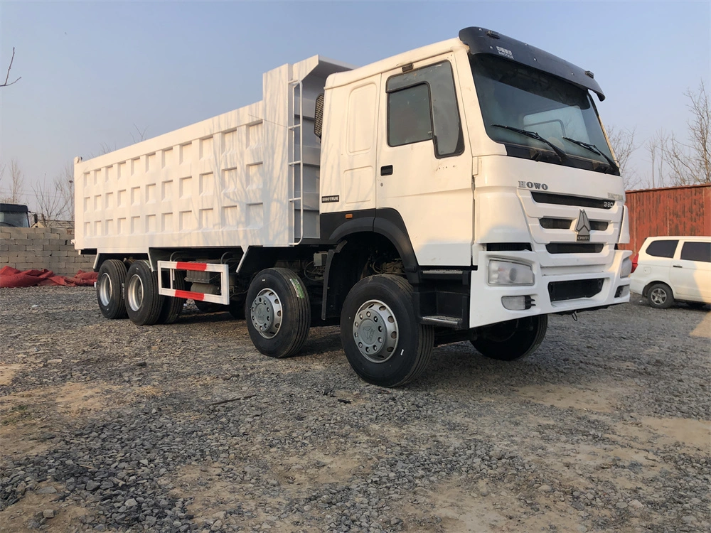 Segunda Mano Sinotruck HOWO utiliza 371HP 375CV HOWO 10 ruedas los neumáticos de 12 Volquete Camión Volquete 8X4 6X4 con buenas condiciones para África