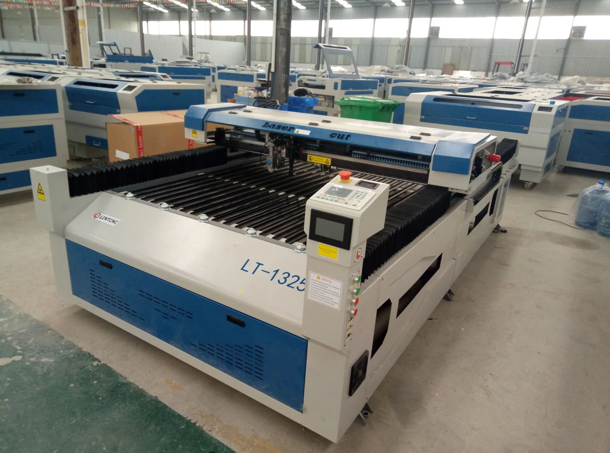 Hybrid 150 Watts Laser Head 2mm Stainless Steel Metal Laser Cutting Machine for Sale