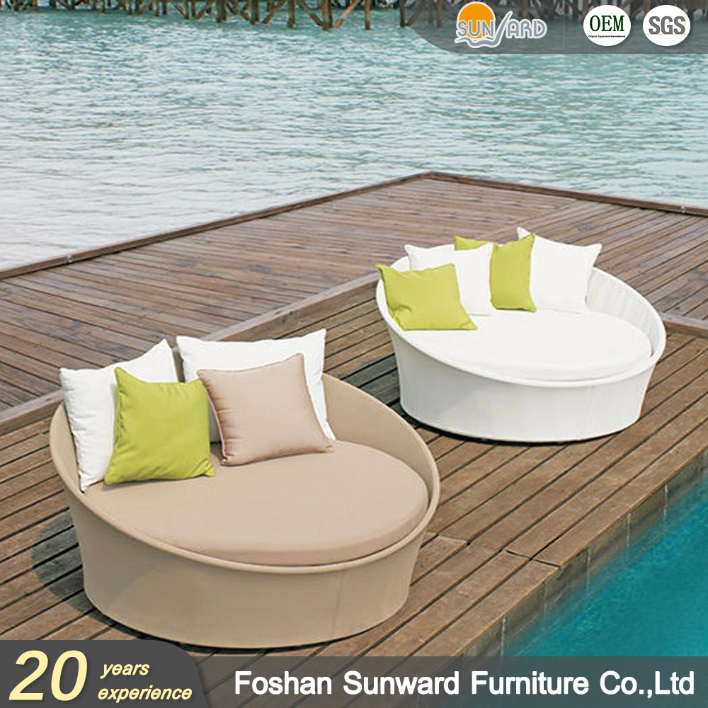 Extérieur Loisirs Upholstery Fast Dry Foam Fabric Grand aluminium Garden Hotel Resort Villa Home patio rond Daybed