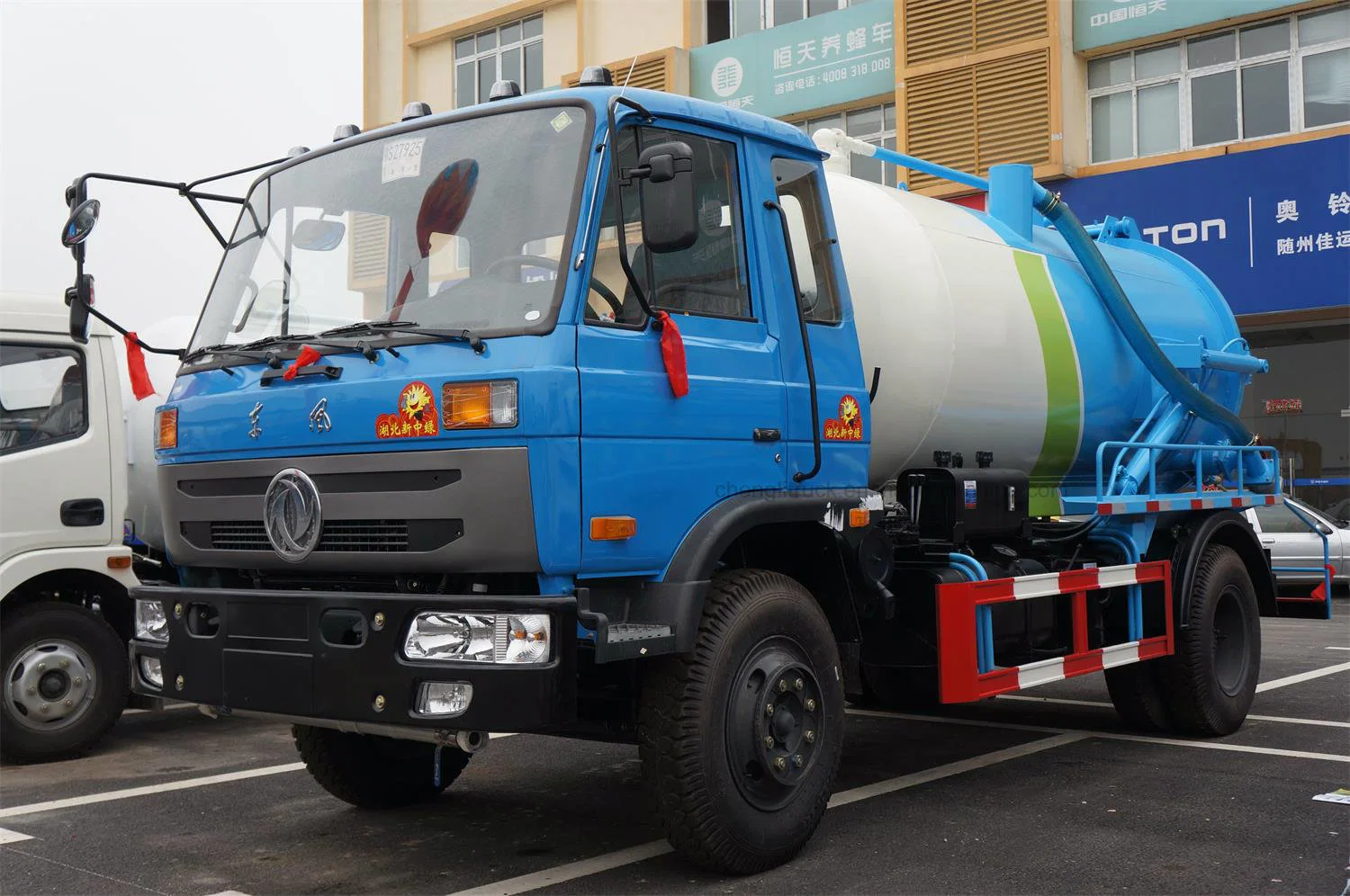 5cbm Vacuum Sewage Truck 4X2 Sewage Suction Tank Truck