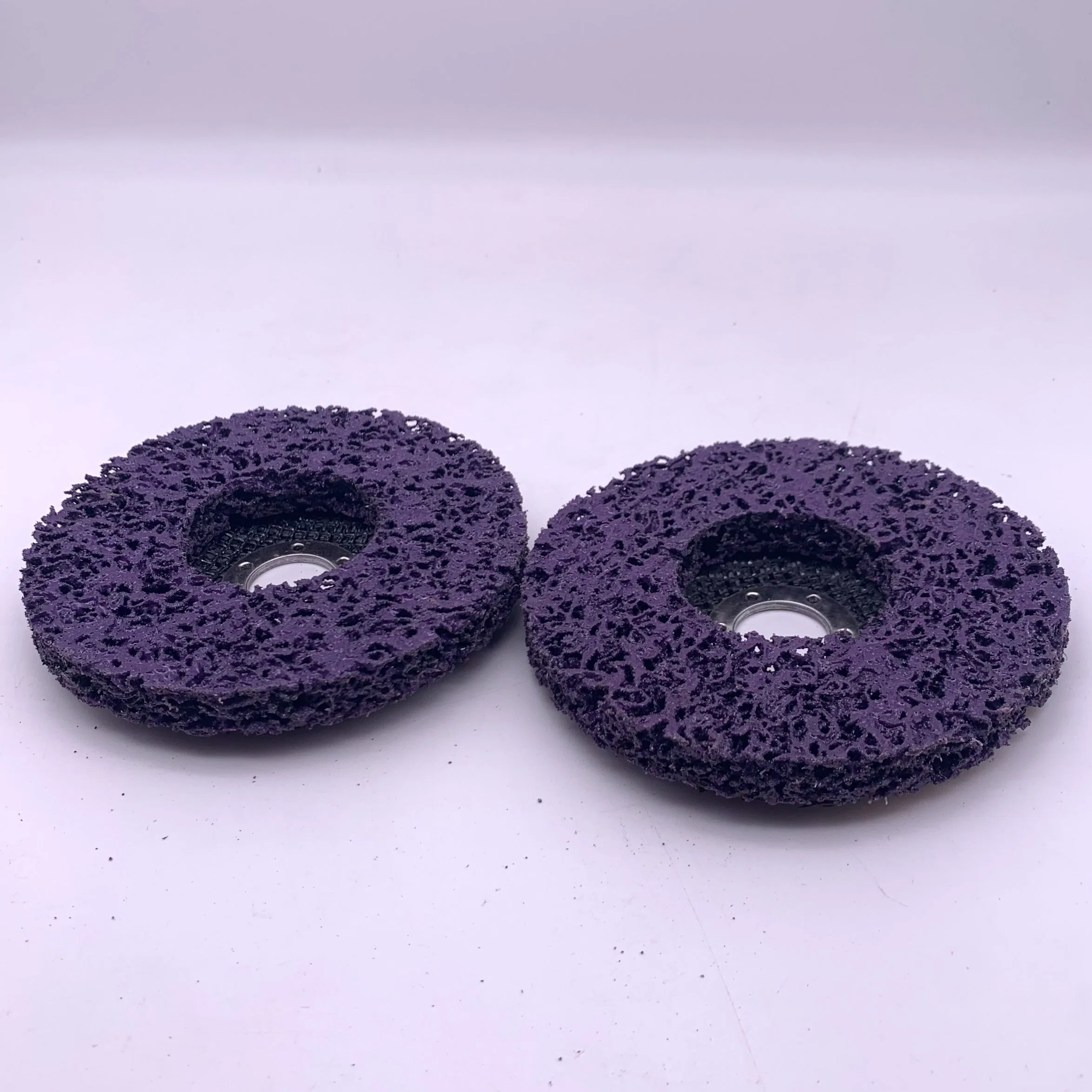 Purple Clean and Strip Disc with Premium Silicon Carbide as Abrasive Tooling for Metal Wood Plastics Stone Polishing