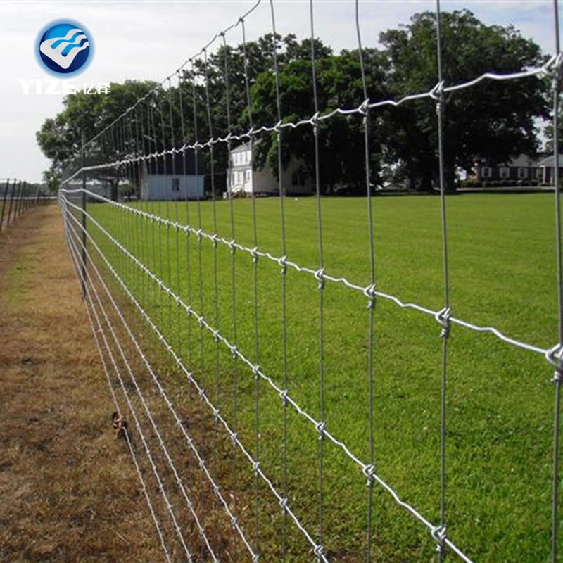 4 pieds 330FT 1.5mm-2.5mm joint charnière à verrouillage serré à anneau fixe Barrière de sécurité métallique galvanisée de la ferme