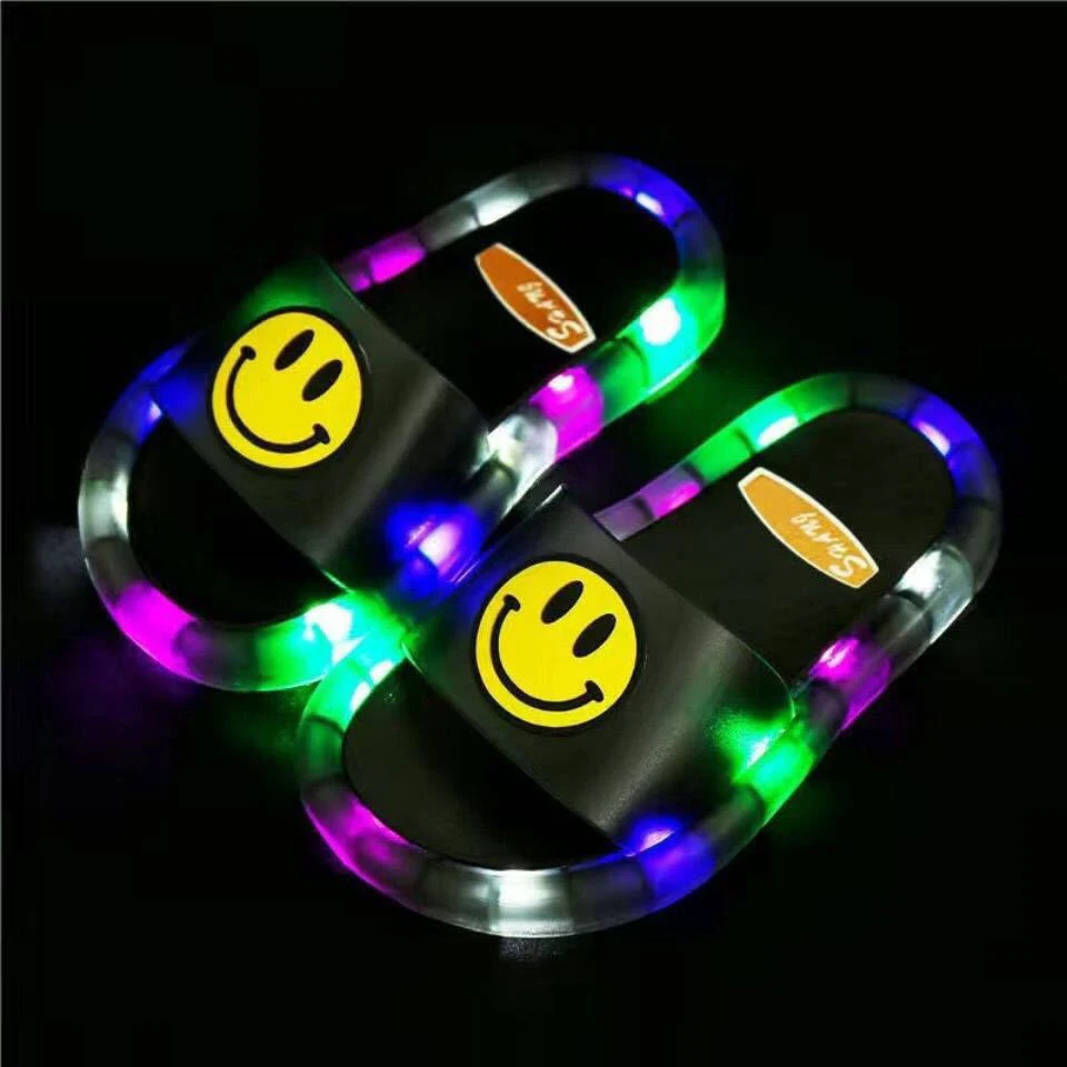 Factory Sale Kids Light up Slippers Children Summer Outdoor Night Luminous LED Slippers