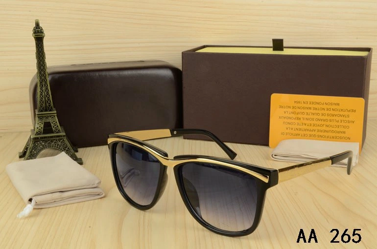 New Model China Manufacture Wholesale/Supplier Make Order Frame Fashion Sun Glasses