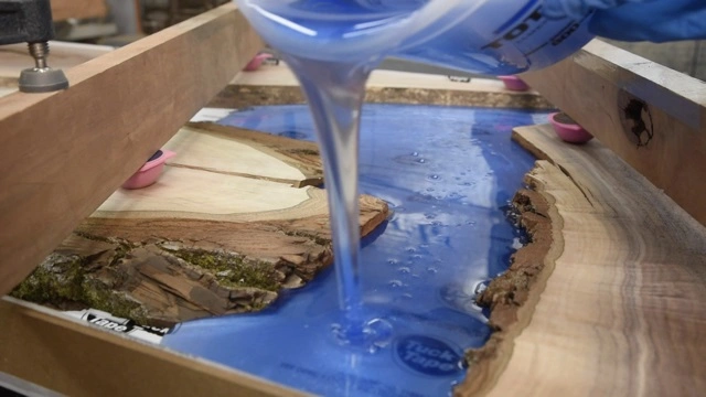 Crystal Epoxy Ab Glue Resin for River Table